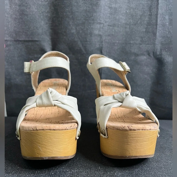 Korks- Dawson Sandal Platform Wedge in off- white - size 7 NWOT - Picture 2 of 10